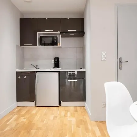 Apartmán Luxueux Compans Caffarelli Climatiseur Parking Prive Gratuit Jardin Japonais 4 Personnes *
