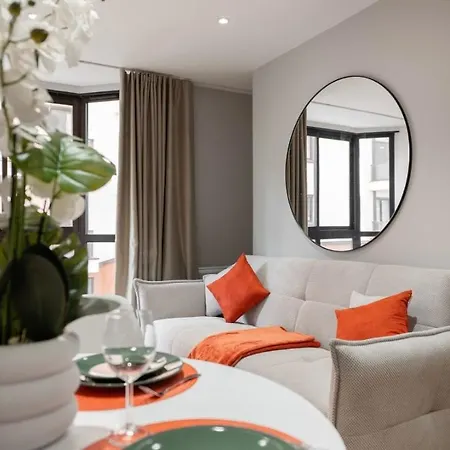 Luxueux Compans Caffarelli Climatiseur Parking Prive Gratuit Jardin Japonais 4 Personnes Toulouse