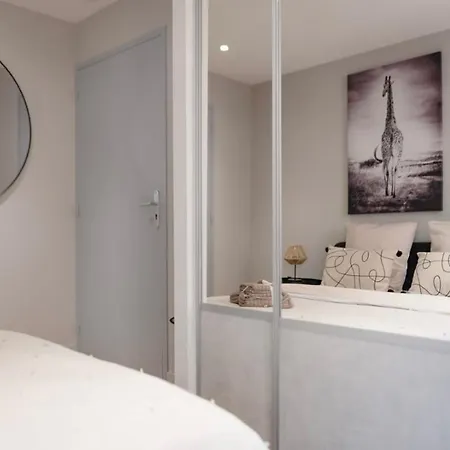Apartmán Luxueux Compans Caffarelli Climatiseur Parking Prive Gratuit Jardin Japonais 4 Personnes *